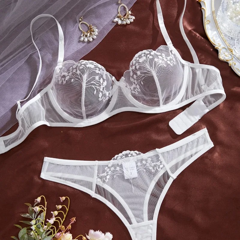 White Fan Shape Embroidered Flower Lingerie Sets Butterfly Knot Sheer Mesh Bra and Panty Set Two-Piece Underwear Erotic Costume 
White Fan Shape Embroidered Flower Lingerie Sets Butterfly Knot Sheer Mesh Bra and Panty Set Two-Piece Underwear Erotic Costume