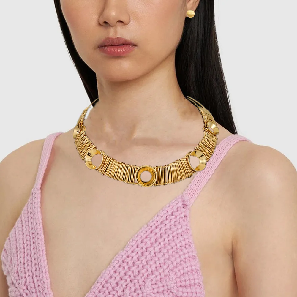 Baroque handmade wound wire hollow collar vintage necklace exaggerated SHEIN jewelry choker
Baroque handmade wound wire hollow collar vintage necklace exaggerated SHEIN jewelry choker