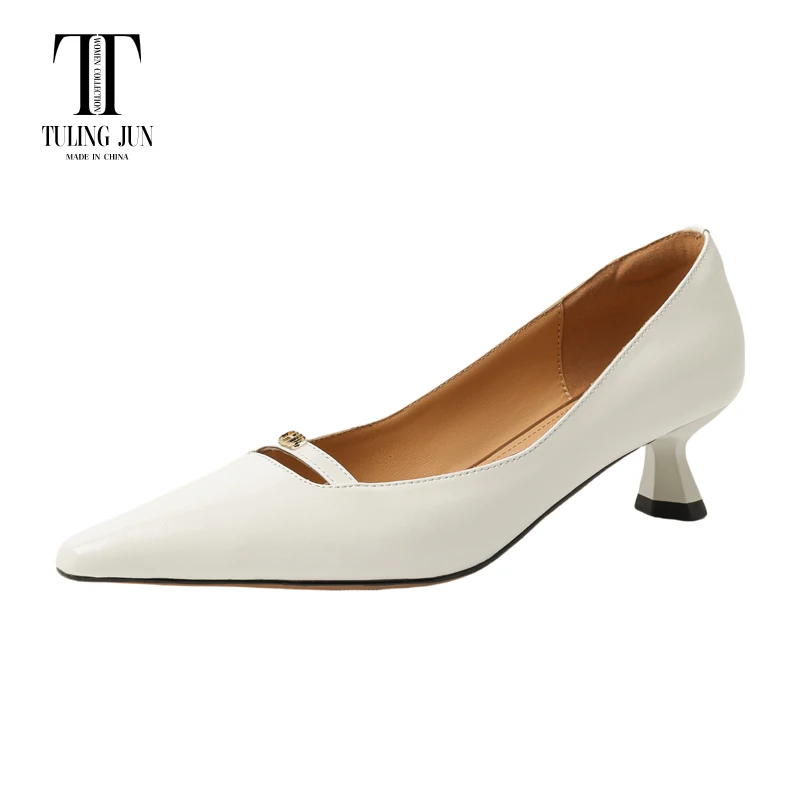 TULING JUN Spring Autumn 2025 Concise Woman Pointed Head Solid Color Shallow Single Shoes Med-Heels Pumps For Female T-M6198
TULING JUN Spring Autumn 2025 Concise Woman Pointed Head Solid Color Shallow Single Shoes Med-Heels Pumps For Female T-M6198
