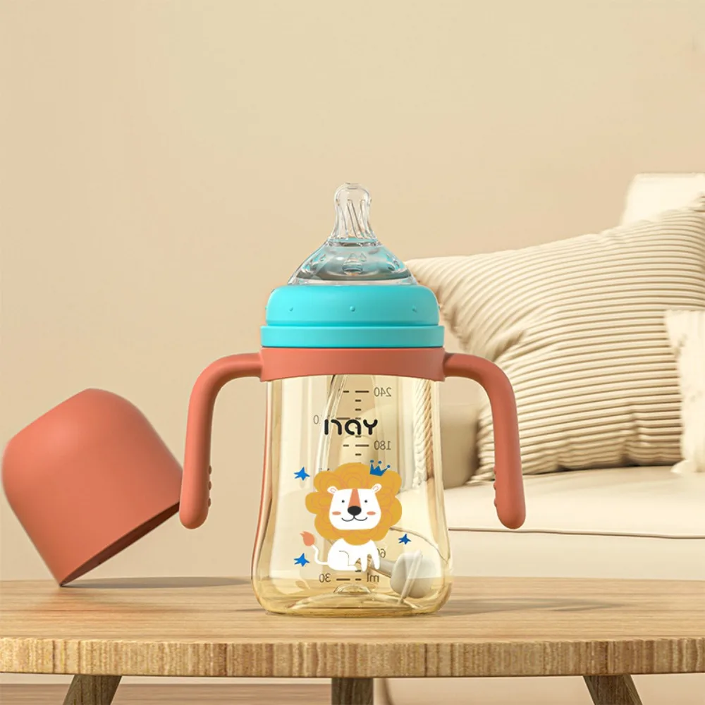 Portable Drop Resistant Newborn Bottle 240ML Easy Grip Baby Drinking Cup Cartoon Wide Neck Baby Bottle Baby Feeding
Portable Drop Resistant Newborn Bottle 240ML Easy Grip Baby Drinking Cup Cartoon Wide Neck Baby Bottle Baby Feeding