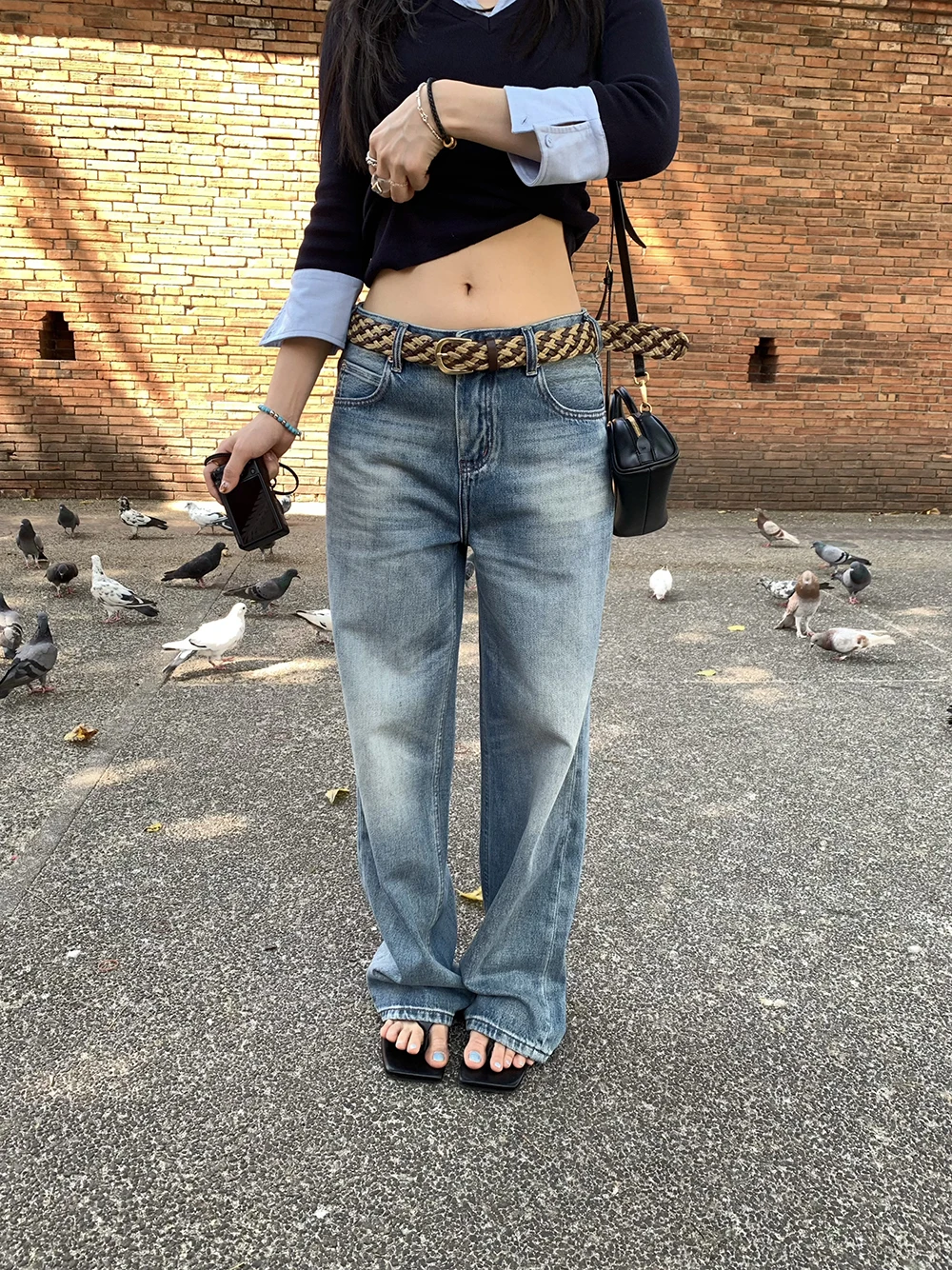 High Waist Straight Leg Classic Washed Denim Blue Jeans Women's Spring New Style Belt Included Slimming Long Pants
High Waist Straight Leg Classic Washed Denim Blue Jeans Women's Spring New Style Belt Included Slimming Long Pants