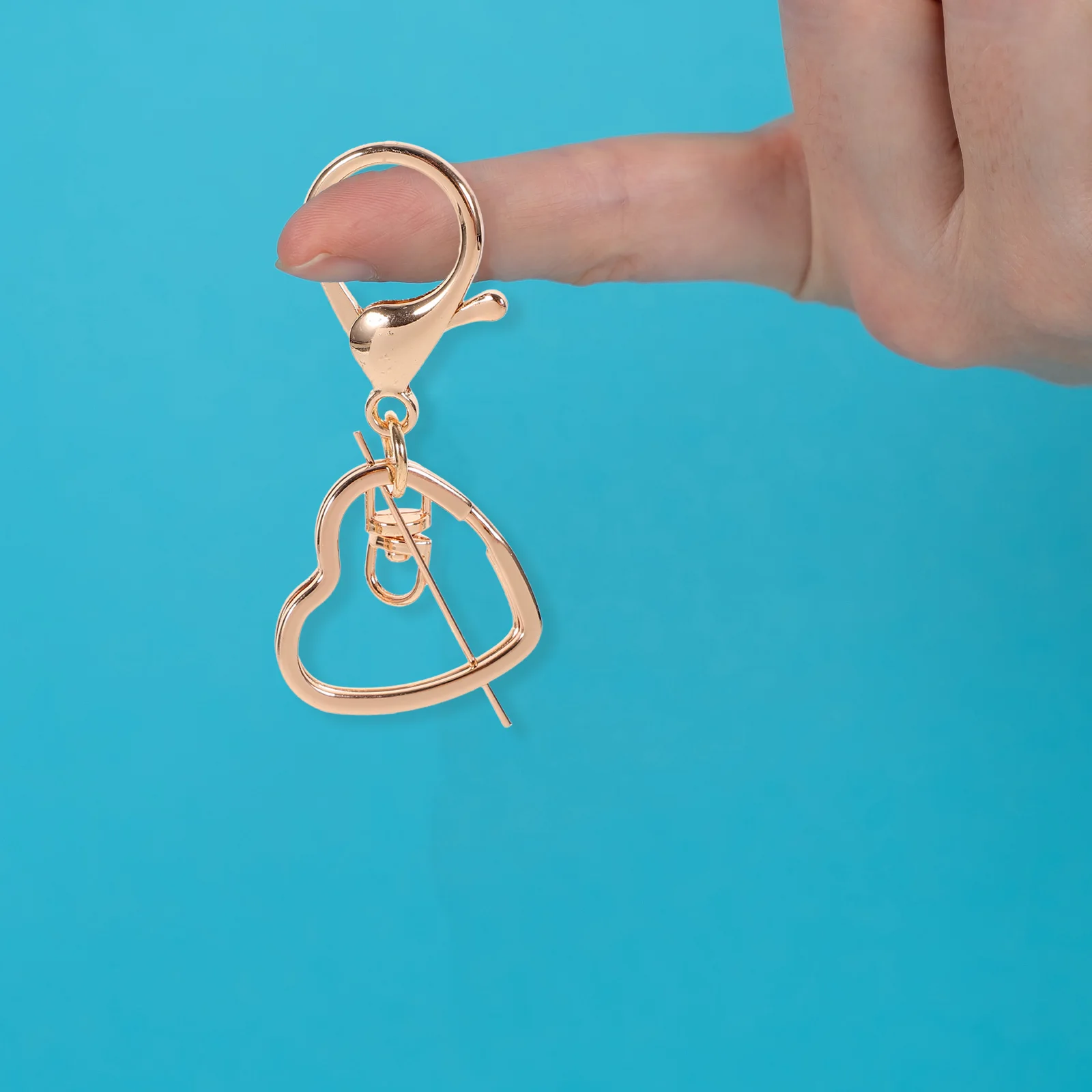 10pcs Heart Shaped Lobster Claw Keychains Gold Color Bag Charms Accessories Heart Keychain Pendants Split Ring Decorative
10pcs Heart Shaped Lobster Claw Keychains Gold Color Bag Charms Accessories Heart Keychain Pendants Split Ring Decorative