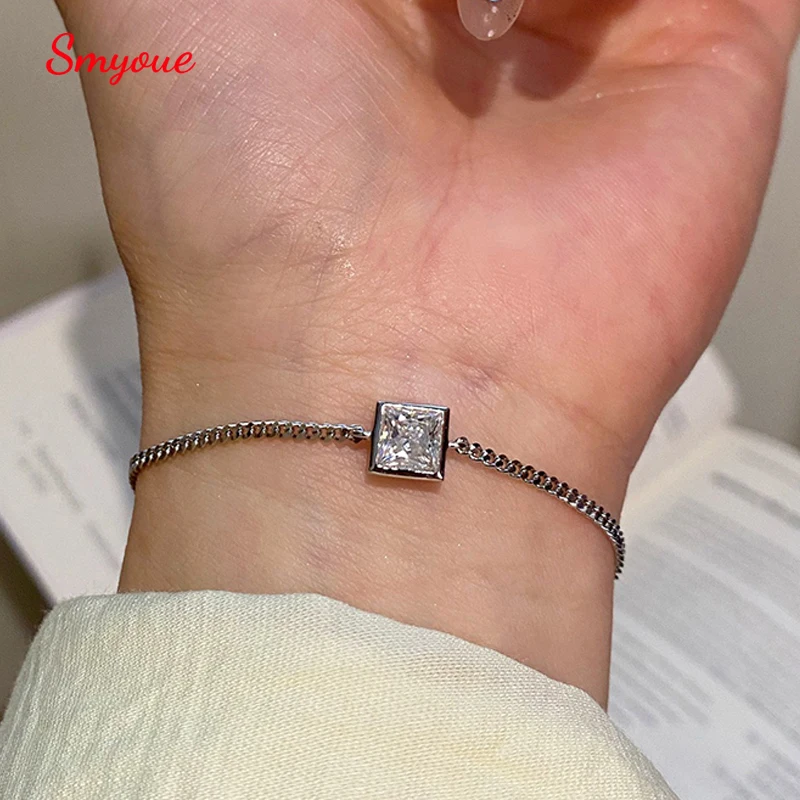 Smyoue 5.5mm D Vvs1 Princess Cut Moissanite Bracelet for Women Candy Elegant Wedding Chain Pure 925 Silver Jewelry Birthday Gift
Smyoue 5.5mm D Vvs1 Princess Cut Moissanite Bracelet for Women Candy Elegant Wedding Chain Pure 925 Silver Jewelry Birthday Gift