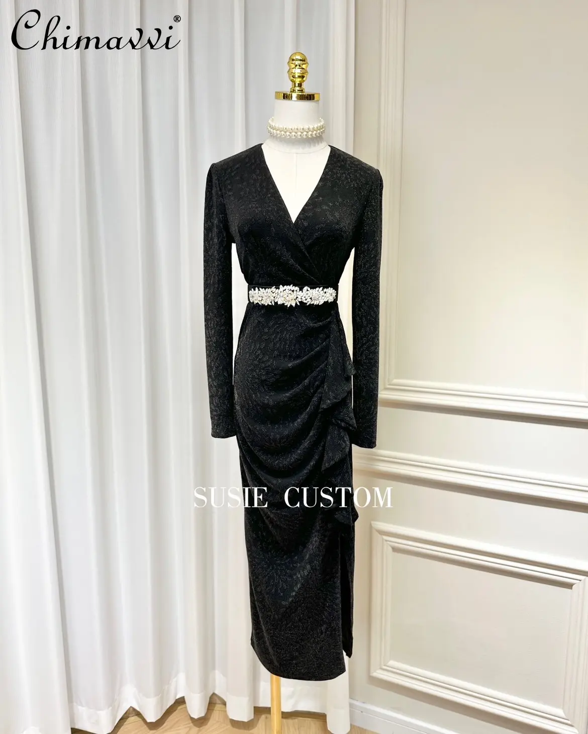 Fashionable Slimming Elegant V-neck Long Sleeve Elastic Silk Jacquard Slim-Fit Waist Irregular Ruffled Split Midi Dress Women
Fashionable Slimming Elegant V-neck Long Sleeve Elastic Silk Jacquard Slim-Fit Waist Irregular Ruffled Split Midi Dress Women