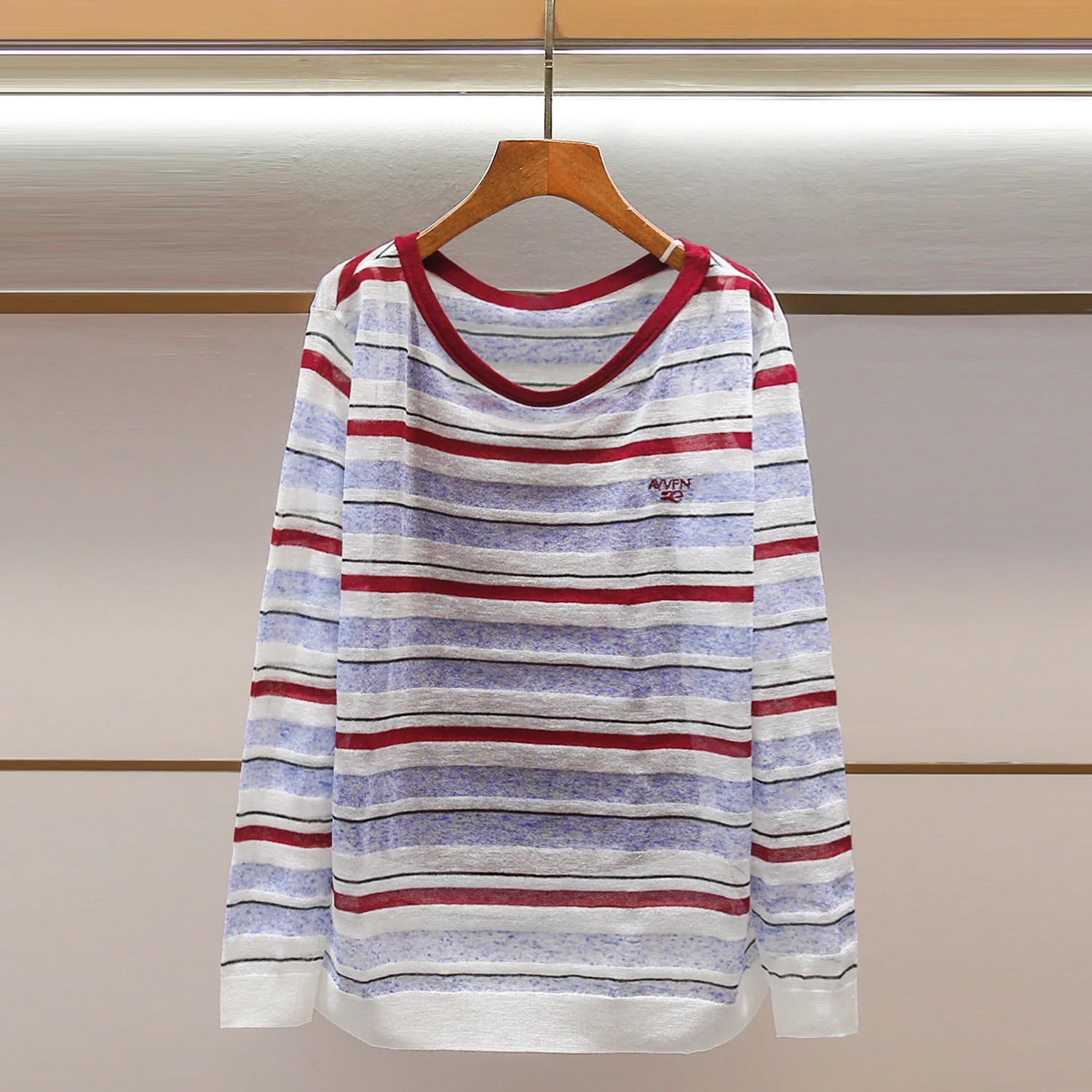 High-End Women's Knitted Top Spring 2026 Design Stripe Color Block True Two-Piece Comfortable Fit Long Sleeve Crew Neck
High-End Women's Knitted Top Spring 2026 Design Stripe Color Block True Two-Piece Comfortable Fit Long Sleeve Crew Neck