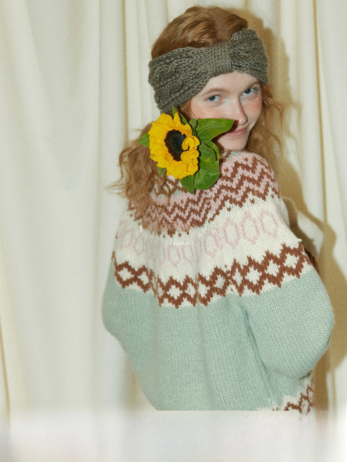 Rina Berry Vintage Feel Fair Isle Festive Aosphere Lazy Sle Sweater Versatile Design Simple Autumn Winter Polyester Fiber
Rina Berry Vintage Feel Fair Isle Festive Aosphere Lazy Sle Sweater Versatile Design Simple Autumn Winter Polyester Fiber