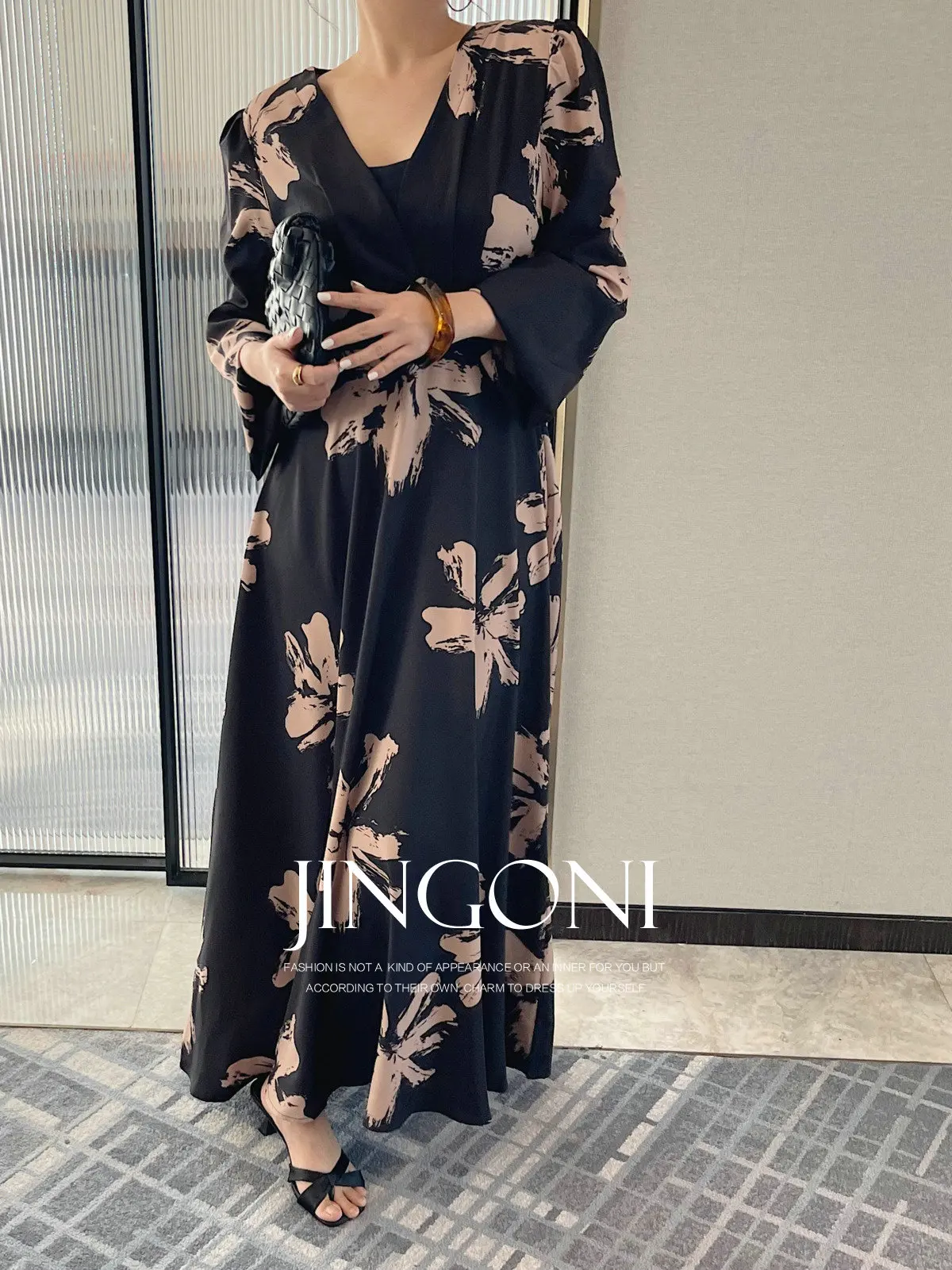 Black Floral Long Sleeve Evening Dress Woman Clothing 2025 Spring Summer Fashion Korean Style New Elegant Vintage Party Luxury
Black Floral Long Sleeve Evening Dress Woman Clothing 2025 Spring Summer Fashion Korean Style New Elegant Vintage Party Luxury