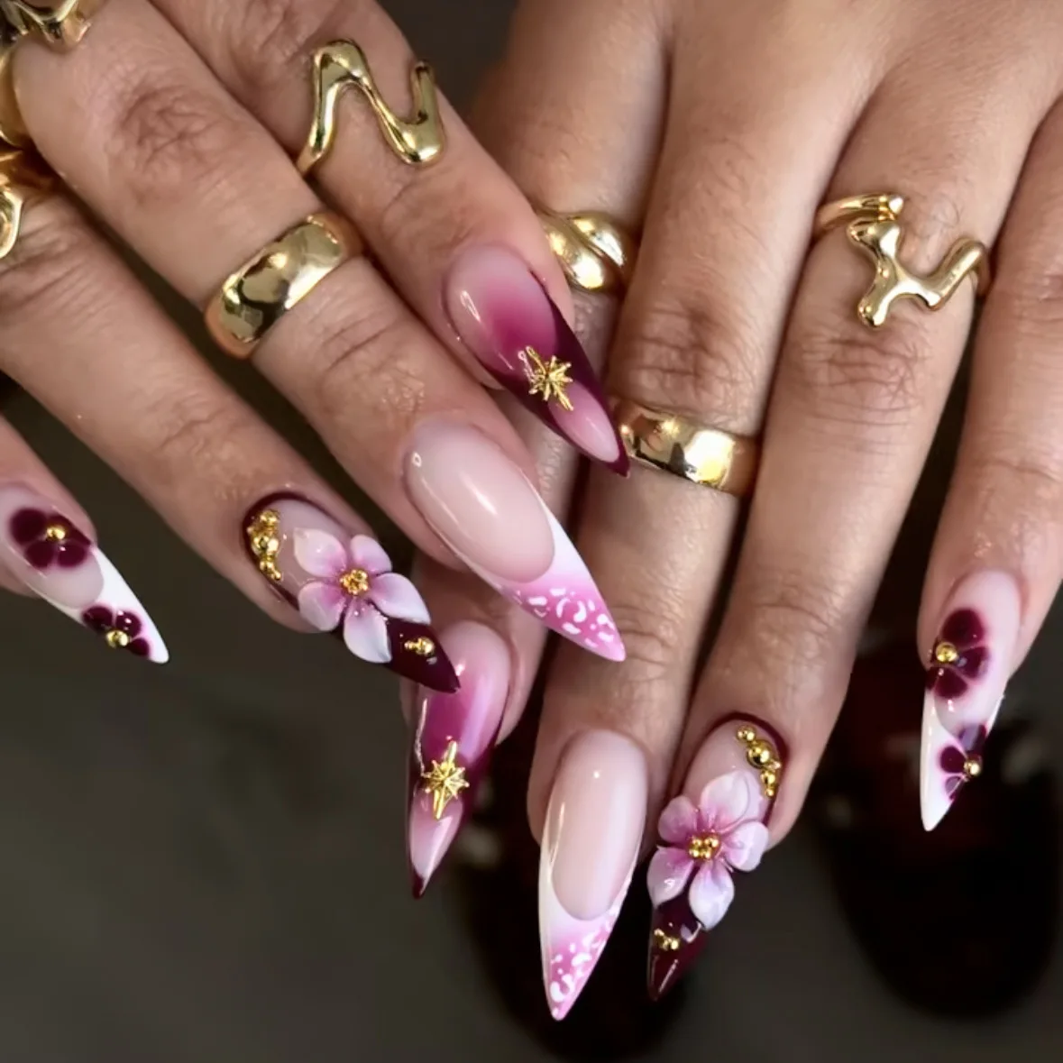 24Pcs Pink Gradient French Fake Nails Press on Mid-length Almond Full Cover Nails Tips 3D Flower Starburst Reusable False Nails
24Pcs Pink Gradient French Fake Nails Press on Mid-length Almond Full Cover Nails Tips 3D Flower Starburst Reusable False Nails