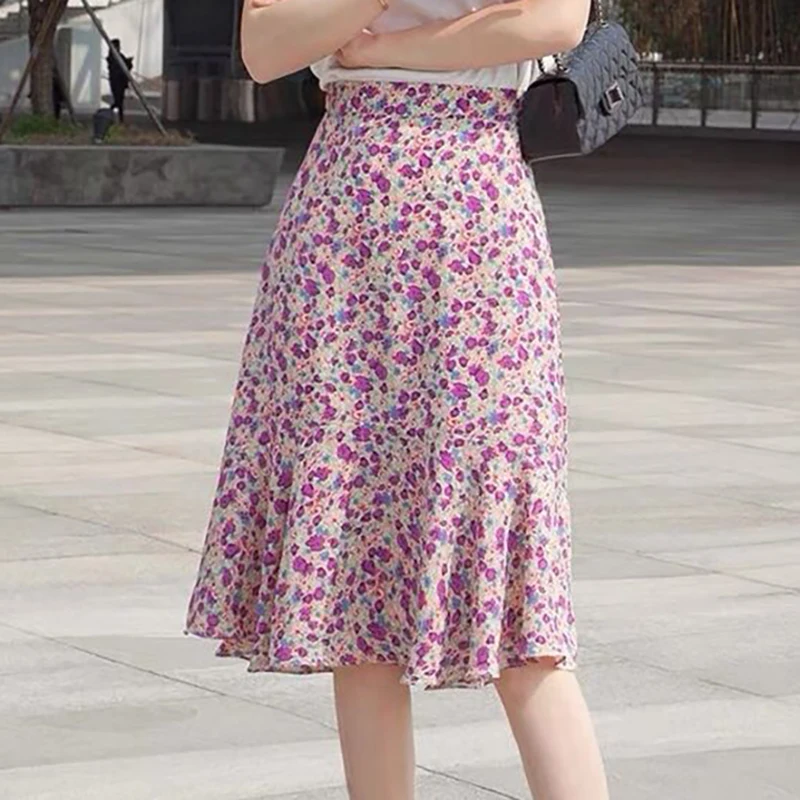 Модные милые юбки с цветочным принтом и оборками, женская одежда, новинка лета 202, свободные универсальные эластичные юбки с высокой талией
Модные милые юбки с цветочным принтом и оборками, женская одежда, новинка лета 202, свободные универсальные эластичные юбки с высокой талией