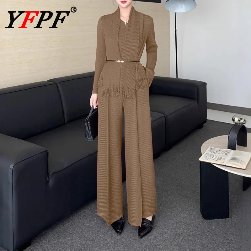 YFPF темпераментный плиссированный комплект из 2 предметов, женское осеннее пальто с поясом и кисточками + длинные брюки, элегантная модная новая одежда 2025 года
YFPF темпераментный плиссированный комплект из 2 предметов, женское осеннее пальто с поясом и кисточками + длинные брюки, элегантная модная новая одежда 2025 года