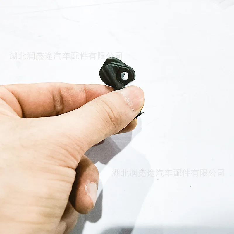 456853 YL00968680 9805827480 Air pump connector for Peugeot 3008 4008 308
456853 YL00968680 9805827480 Air pump connector for Peugeot 3008 4008 308