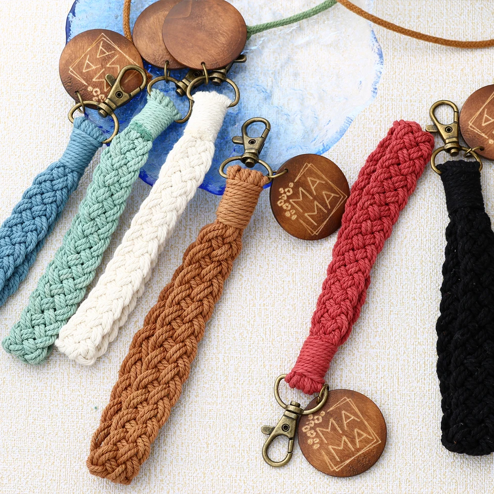 Handwoven keychain pendant accessories Custom cotton cord pendant crochet key strap pendant ornament
Handwoven keychain pendant accessories Custom cotton cord pendant crochet key strap pendant ornament