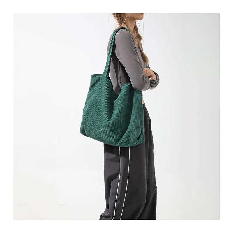 New High-capacity Corduroy Tote Shoulder Bag Fashion Simple Portable Underarm Bag Casual Luxury Brand Shoulder Bag for Women
New High-capacity Corduroy Tote Shoulder Bag Fashion Simple Portable Underarm Bag Casual Luxury Brand Shoulder Bag for Women