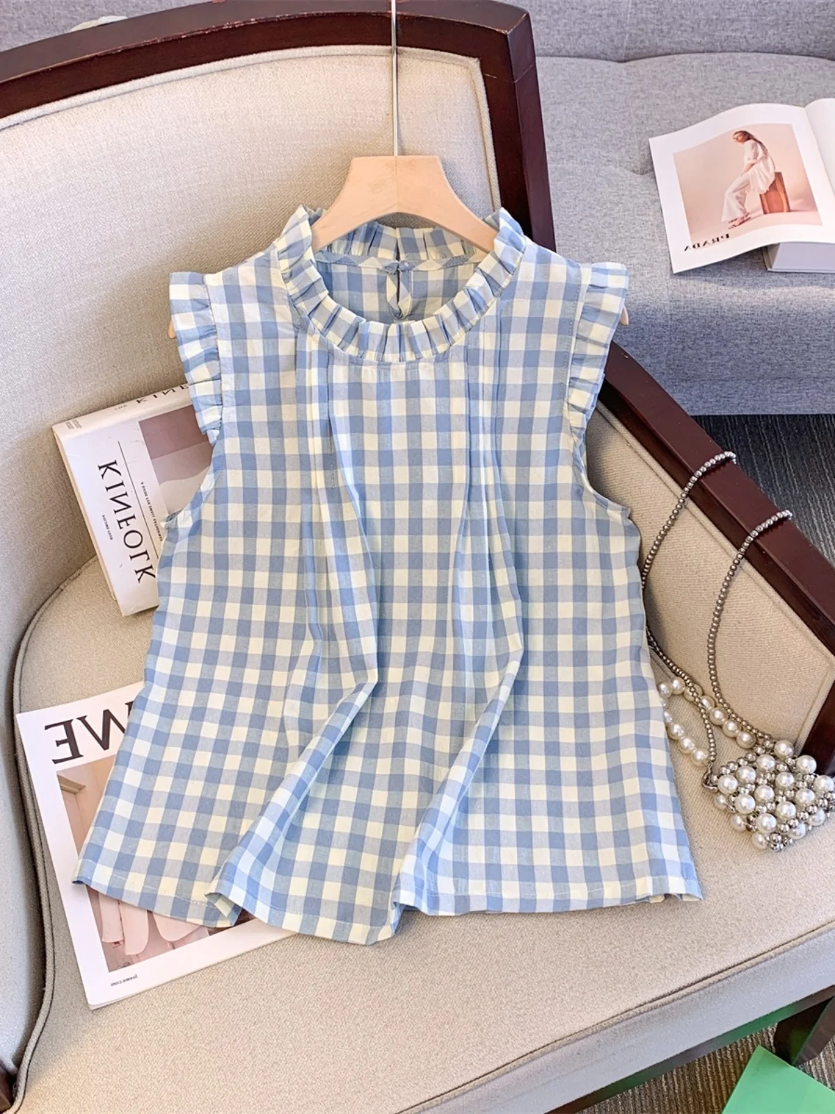 Women's Summer Plaid Shirt Sleeveless Loose Top with Wood Grain Sweet Style Cotton Material Field Style Short Sleeve
Women's Summer Plaid Shirt Sleeveless Loose Top with Wood Grain Sweet Style Cotton Material Field Style Short Sleeve