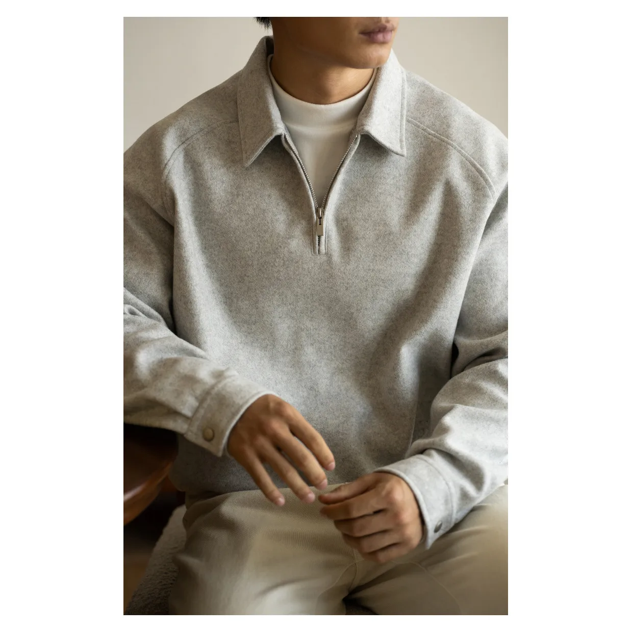 Casual Long Sleeve Zipper Design Air Layer Cotton Shirt Men's Spring Fashion Urban Loose Fit Sweatshirt Shoulder Drop
Casual Long Sleeve Zipper Design Air Layer Cotton Shirt Men's Spring Fashion Urban Loose Fit Sweatshirt Shoulder Drop