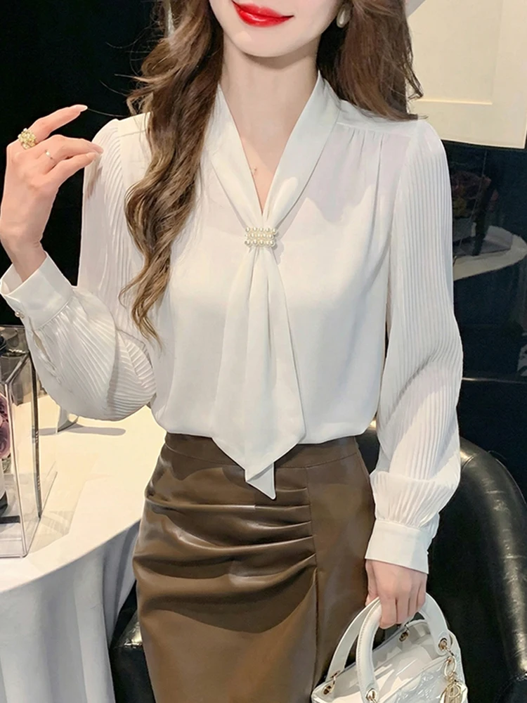 Женская шифоновая блузка с V-образным вырезом и длинным рукавом, весна 2026, новая коллекция, профессиональный стиль, премиум-класс
Женская шифоновая блузка с V-образным вырезом и длинным рукавом, весна 2026, новая коллекция, профессиональный стиль, премиум-класс