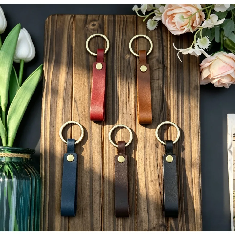 Custom PU Leather Car Small Metal Buckle Keychain Simple Hanging Rope Fashion Personalization Keyring Bag Pendant Business Gift
Custom PU Leather Car Small Metal Buckle Keychain Simple Hanging Rope Fashion Personalization Keyring Bag Pendant Business Gift