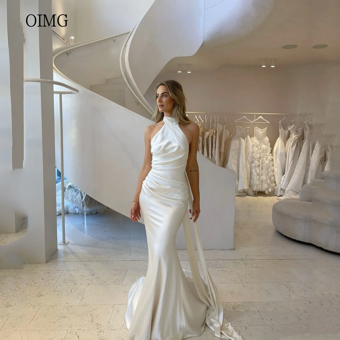 OIMG Modern Mermaid Wedding Dress Halter Sleeveless Bride Dresses Princess Floor Length Wedding Gown Customized
OIMG Modern Mermaid Wedding Dress Halter Sleeveless Bride Dresses Princess Floor Length Wedding Gown Customized