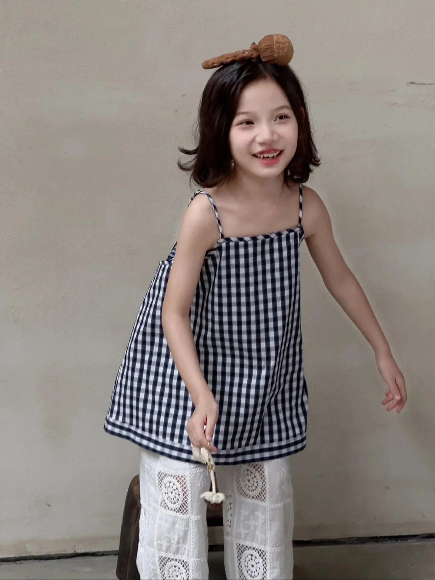 Girls Plaid Vest Summer Outfit Child T-shirt Blue Grids Strap Top Casual Style round Neck Short Sleeve for Kids Ages 3-14
Girls Plaid Vest Summer Outfit Child T-shirt Blue Grids Strap Top Casual Style round Neck Short Sleeve for Kids Ages 3-14