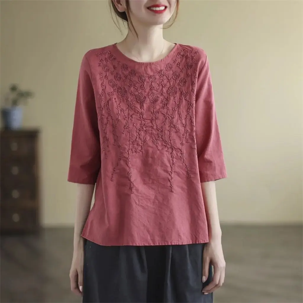 Women's Retro Cotton Linen Short-Sleeved T-shirt Spring Summer Solid Color Heavy Embroidered Loose Fit round Neck Top
Women's Retro Cotton Linen Short-Sleeved T-shirt Spring Summer Solid Color Heavy Embroidered Loose Fit round Neck Top