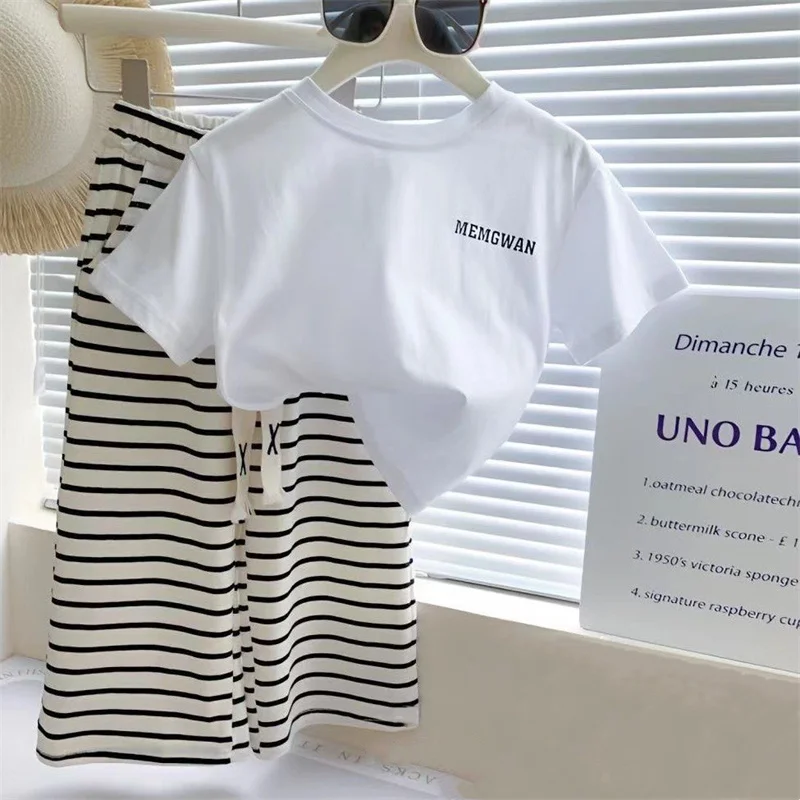 1-8 Years Kid Girls Letter Short Sleeve T-Shirt+Stripes Pants 2Pcs Clothes Set Summer Top+Trousers Suits Fashion Casual Clothing
1-8 Years Kid Girls Letter Short Sleeve T-Shirt+Stripes Pants 2Pcs Clothes Set Summer Top+Trousers Suits Fashion Casual Clothing