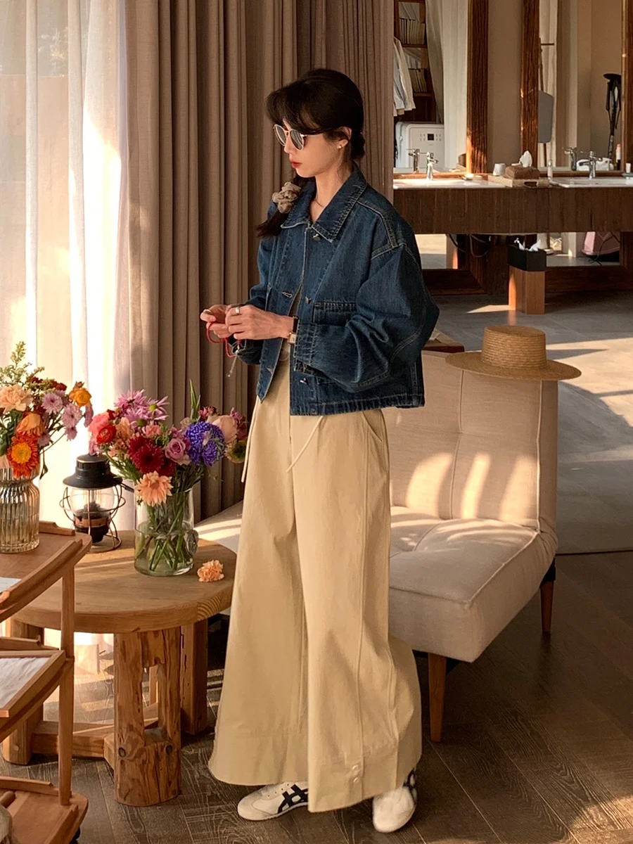 Корейские повседневные брюки BRIVIN с высокой талией и прямыми штанинами, женские, цвета хаки, новые весенние, утягивающие, длинные брюки
Корейские повседневные брюки BRIVIN с высокой талией и прямыми штанинами, женские, цвета хаки, новые весенние, утягивающие, длинные брюки