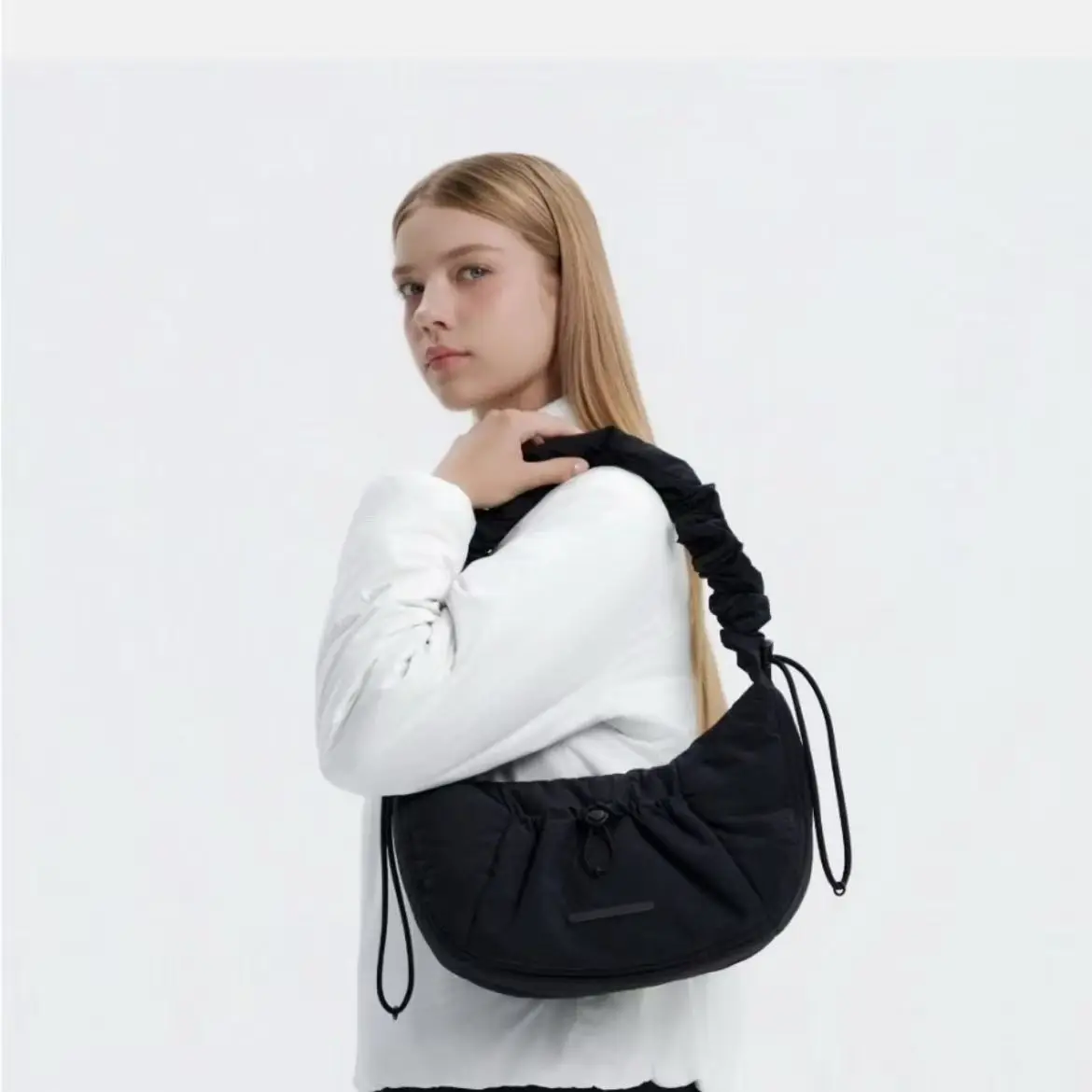 Trendy New Large Capacity Casual Shoulder Crossbody Bag School Commute Outdoor Sling
Trendy New Large Capacity Casual Shoulder Crossbody Bag School Commute Outdoor Sling