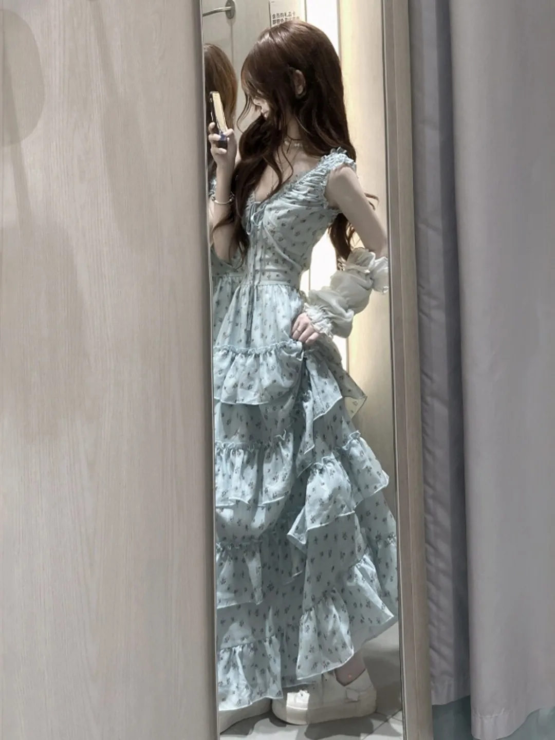 Sweet Floral Print V-Neck Wrap Waist Long Dress Elegant Unique Style Cotton Summer Dress for Various Occasions A-Line Skirt
Sweet Floral Print V-Neck Wrap Waist Long Dress Elegant Unique Style Cotton Summer Dress for Various Occasions A-Line Skirt