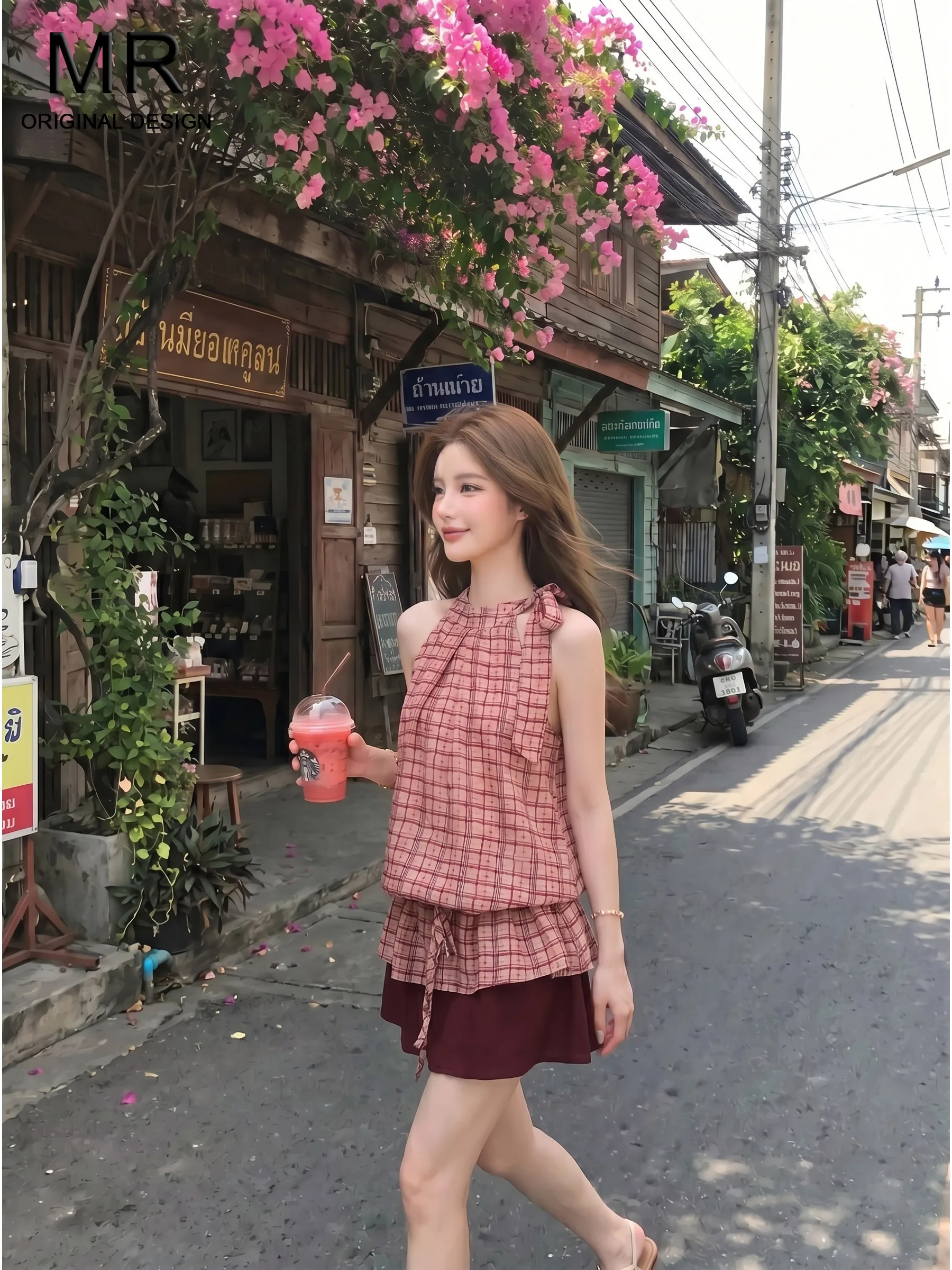 Red Plaid Design Neck Hanging Top And Skirt Set Women's Fashion Slim A-Line Skirt Two-Piece Suit Casual Style Summer Wear
Red Plaid Design Neck Hanging Top And Skirt Set Women's Fashion Slim A-Line Skirt Two-Piece Suit Casual Style Summer Wear