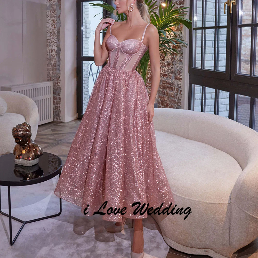 Customized Spaghetti Straps Sweetheart Collar Sequins Shiny A-line Tea-Length Prom Dress Lace up Back Party Gown for Women
Customized Spaghetti Straps Sweetheart Collar Sequins Shiny A-line Tea-Length Prom Dress Lace up Back Party Gown for Women