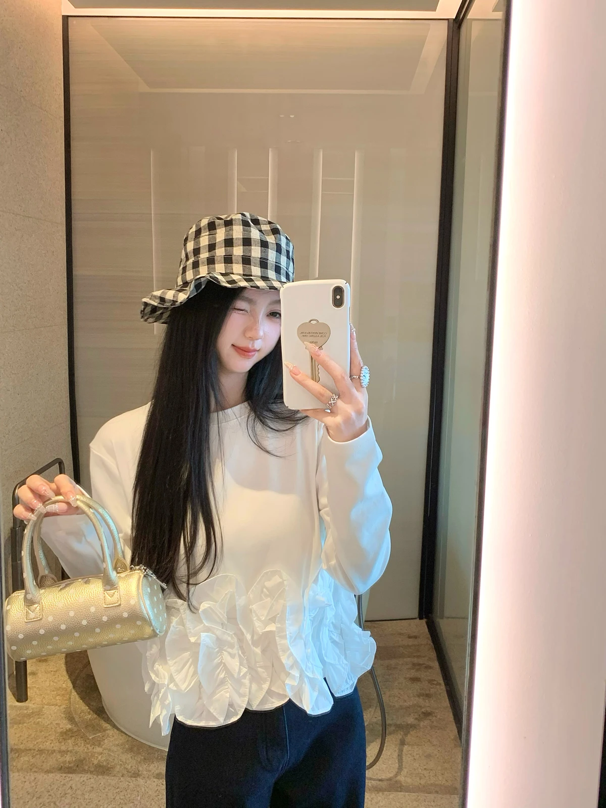 Zhang Design Sensation Base T Long Sleeve Women's Casual Style Standard Fit Cotton 100% T-shirt Spring Collection
Zhang Design Sensation Base T Long Sleeve Women's Casual Style Standard Fit Cotton 100% T-shirt Spring Collection
