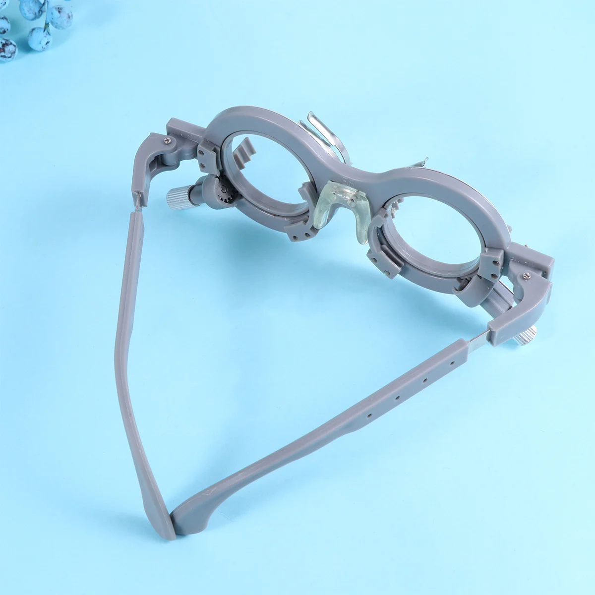 Adjustable Optic Trial Lens Frame Pd 56 Telescopic Legs Lightweight Optometry Glasses for Professional Use
Adjustable Optic Trial Lens Frame Pd 56 Telescopic Legs Lightweight Optometry Glasses for Professional Use