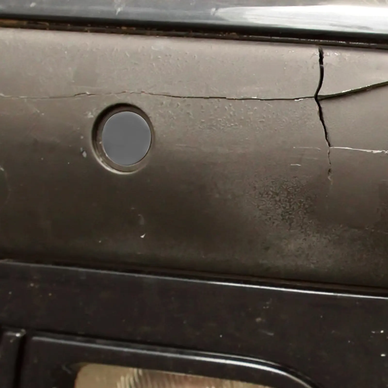 Крышка буксировочного крюка переднего бампера, совместимая с BMW E91, из прочного ABS-пластика, простая установка, защита.
Крышка буксировочного крюка переднего бампера, совместимая с BMW E91, из прочного ABS-пластика, простая установка, защита.