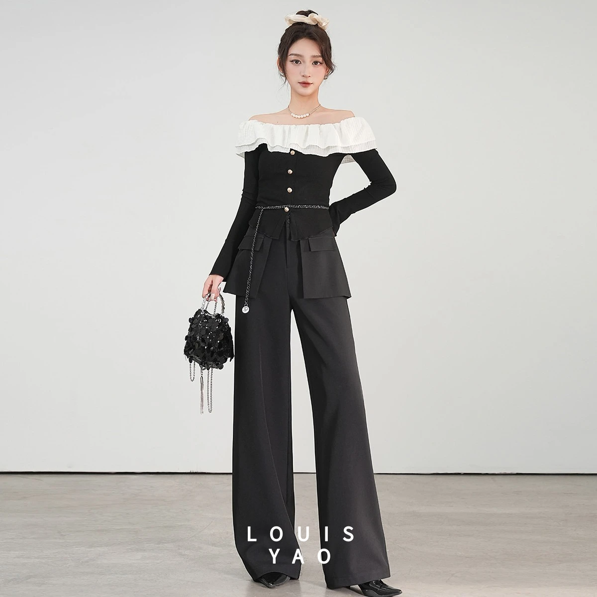 Женские брюки-костюм LOUISYAO с эффектом двухслойности, весна-осень 2026, стильные, минималистичные, неэластичные, повседневные, длинные
Женские брюки-костюм LOUISYAO с эффектом двухслойности, весна-осень 2026, стильные, минималистичные, неэластичные, повседневные, длинные