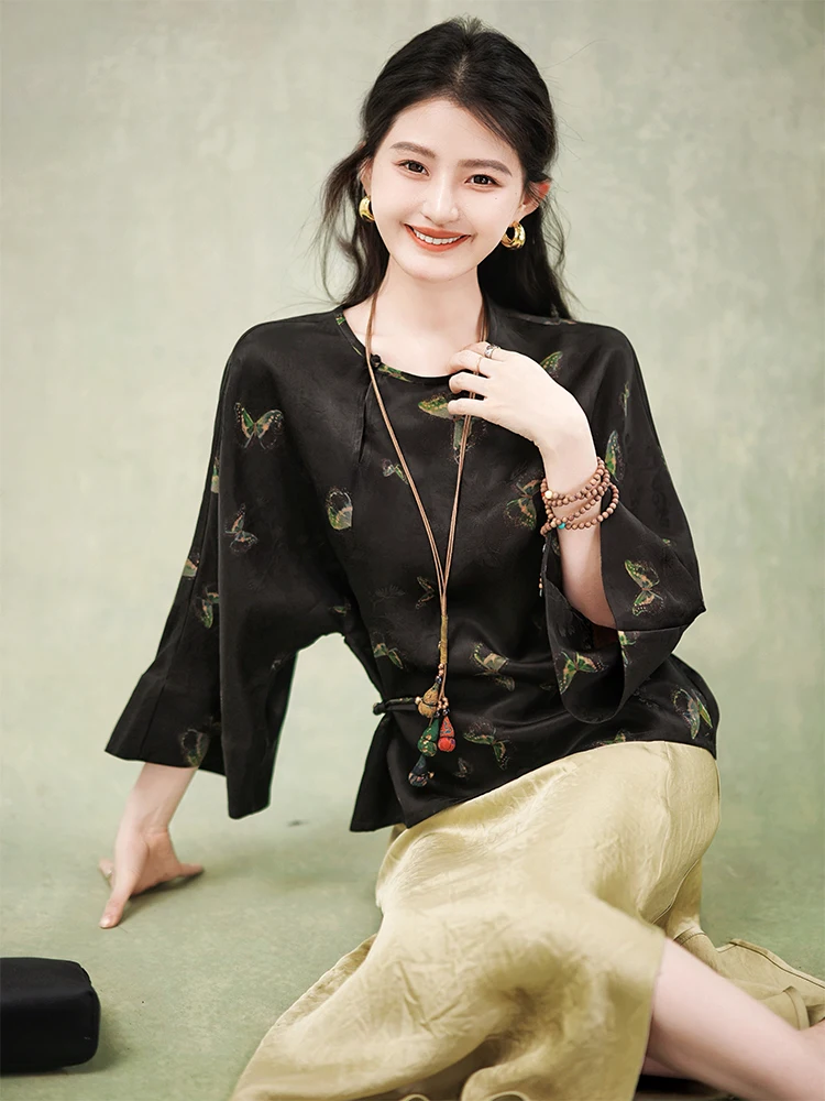 Zhaodaxi Ароматный шелковый топ из 100% натурального шелка для женщин, новинка лета 2025, простой повседневный стиль, круглый вырез, цельный крой
Zhaodaxi Ароматный шелковый топ из 100% натурального шелка для женщин, новинка лета 2025, простой повседневный стиль, круглый вырез, цельный крой