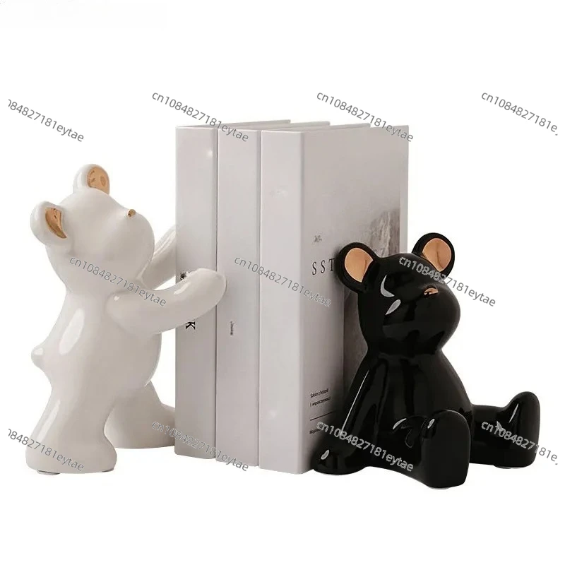 European light luxury fashion bear decoration modern simple soft decoration home accessories ceramic bookcase decoration
European light luxury fashion bear decoration modern simple soft decoration home accessories ceramic bookcase decoration
