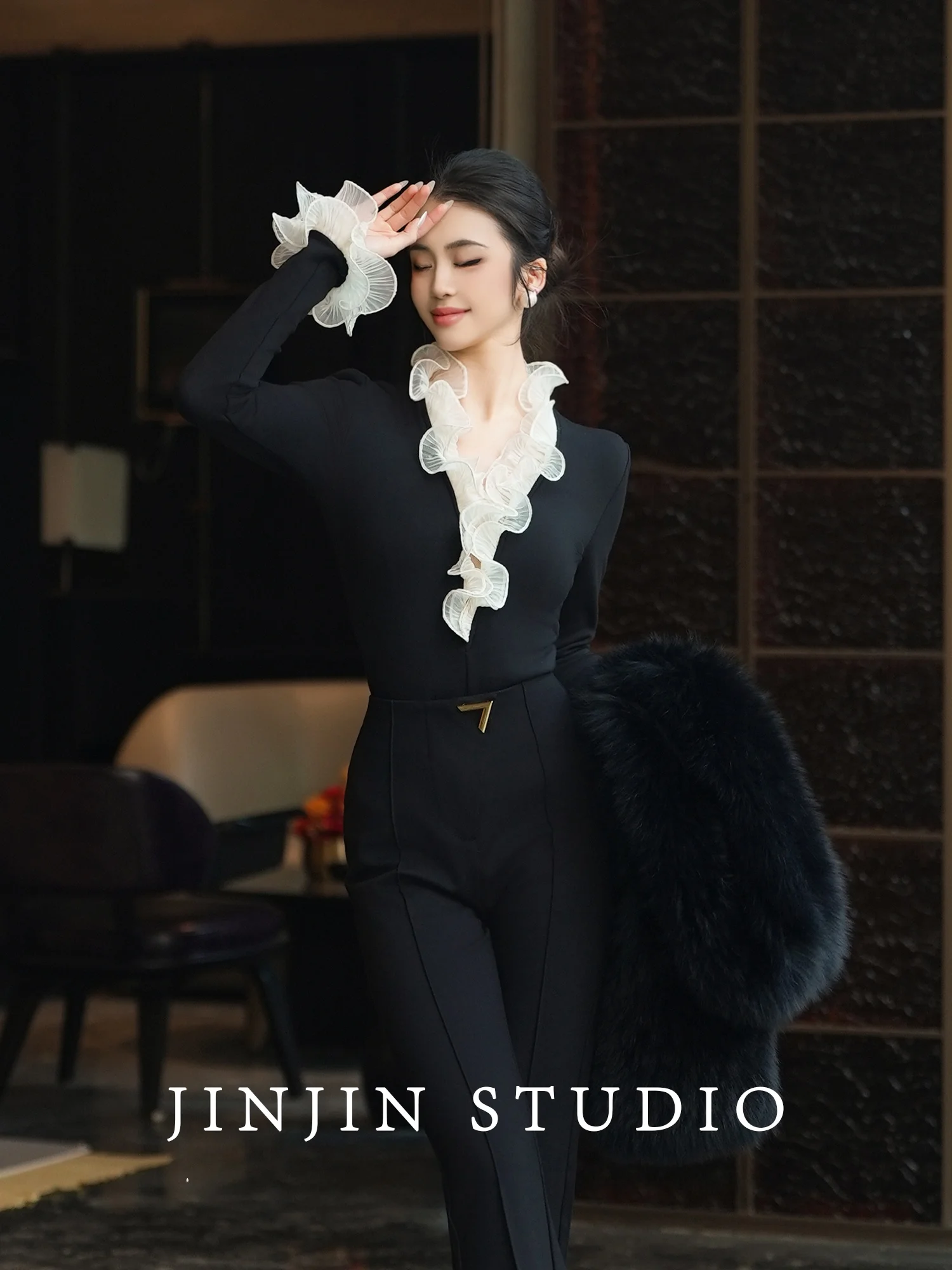Romantic Splicing Fce Thin Matching Lace Bot irt Spring 2026 Original Design Casual Sle Universal Fit Slimming T-irt
Romantic Splicing Fce Thin Matching Lace Bot irt Spring 2026 Original Design Casual Sle Universal Fit Slimming T-irt