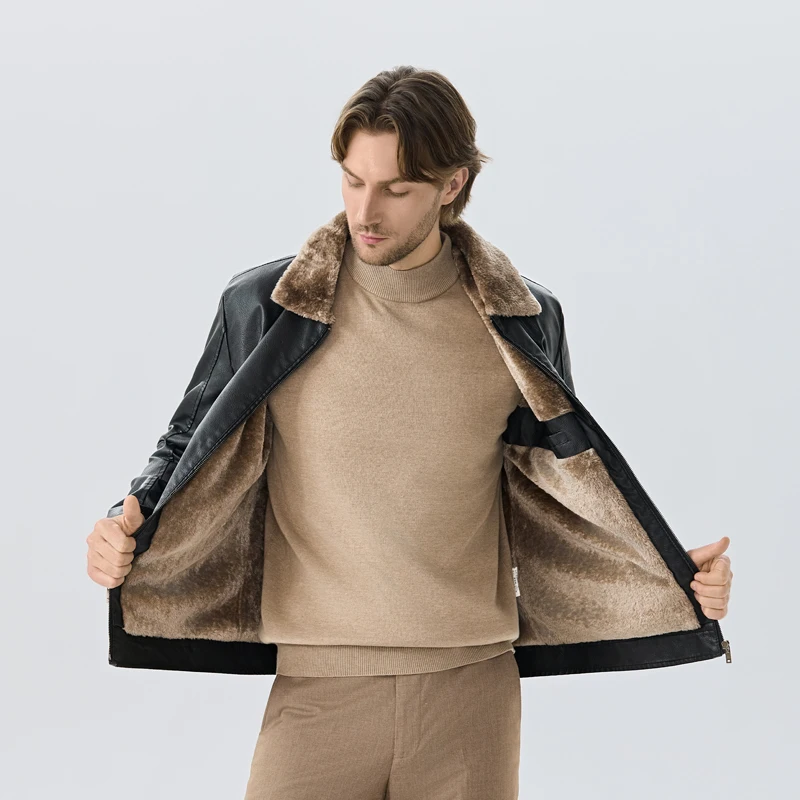 Men Lapel Solid Zipper Design Plus Size Leather Jacket Male Bomber Fleece Coat Winter Fashion Warmth Thickened Leather Jacket
Men Lapel Solid Zipper Design Plus Size Leather Jacket Male Bomber Fleece Coat Winter Fashion Warmth Thickened Leather Jacket