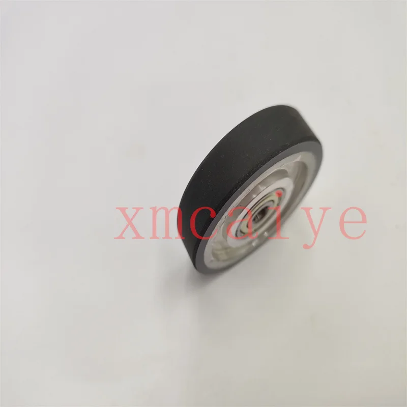 Высококачественное колесо для прессования бумаги 50x6x12 мм, резиновое колесо для деталей офсетной печатной машины Ryobi Feida, колесо для подачи бумаги
Высококачественное колесо для прессования бумаги 50x6x12 мм, резиновое колесо для деталей офсетной печатной машины Ryobi Feida, колесо для подачи бумаги