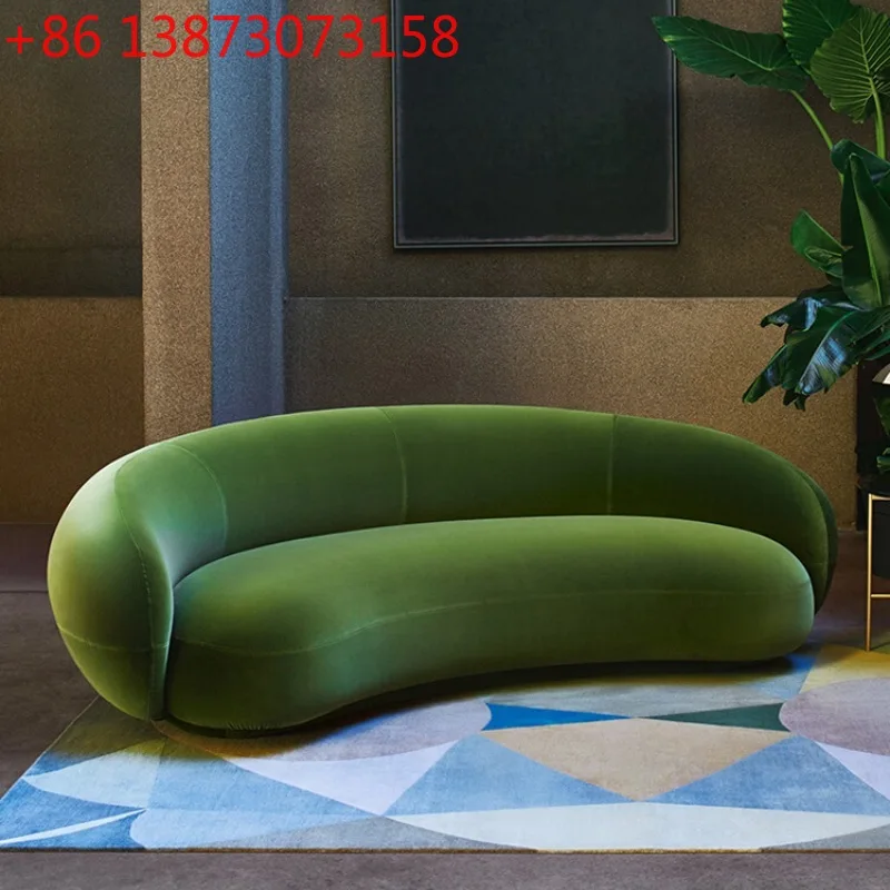 Cashew sofa Italian light luxury minimalist moon designer creative special-shaped curved image fabric Julep sofa
Cashew sofa Italian light luxury minimalist moon designer creative special-shaped curved image fabric Julep sofa