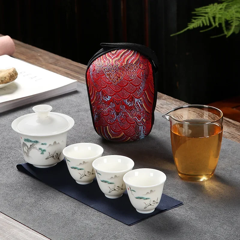 Crockery Ceramic Teapots with 3 Tea Cups Porcelain Gaiwan Kung Fu Teaset Portable Teaware Travel Tea Set Drinkware Gifts
Crockery Ceramic Teapots with 3 Tea Cups Porcelain Gaiwan Kung Fu Teaset Portable Teaware Travel Tea Set Drinkware Gifts