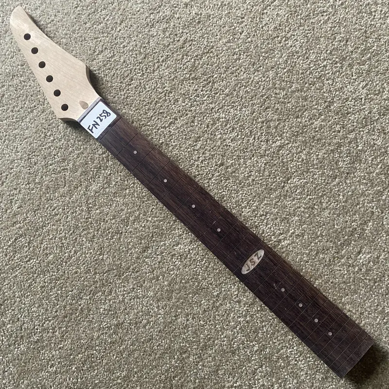 FN258 Semi Finishing Short Scales Length Guitar Neck for Children Mini Electric Guitar DIY without Frets No Paints
FN258 Semi Finishing Short Scales Length Guitar Neck for Children Mini Electric Guitar DIY without Frets No Paints