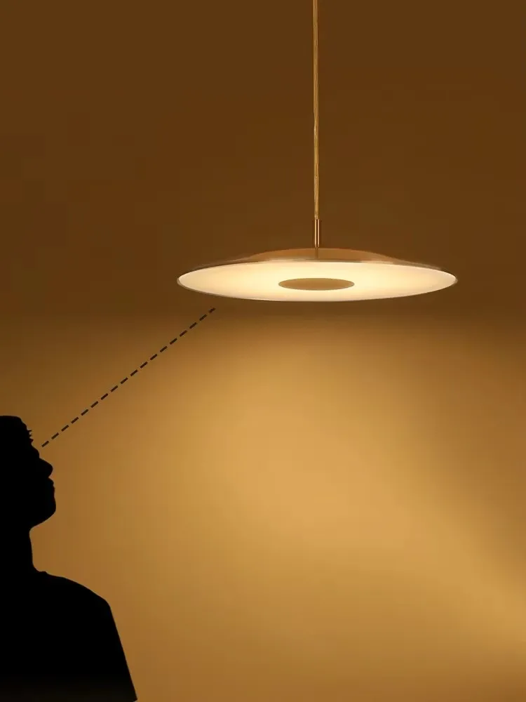 Nordic Lamp Designer Modern Round Chandeliers Floating Island Restaurant Bar Minimalist Bedroom Home Decor Pendant Light Led
Nordic Lamp Designer Modern Round Chandeliers Floating Island Restaurant Bar Minimalist Bedroom Home Decor Pendant Light Led