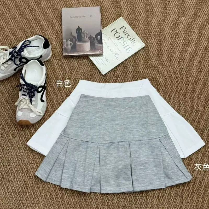 Low Waist Pleated American Thin Spice Girl Gray New Pleated Skirt Sports Anti-light Skirt Popular Short Skirt
Low Waist Pleated American Thin Spice Girl Gray New Pleated Skirt Sports Anti-light Skirt Popular Short Skirt