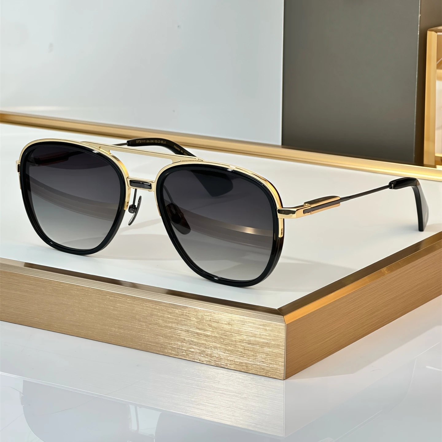 Dilta Rikton DTS117 High Quality Sunglasses for Men Classic Luxury Brand Designer Fashion UV400 Women's Sunglasses 2025
Dilta Rikton DTS117 High Quality Sunglasses for Men Classic Luxury Brand Designer Fashion UV400 Women's Sunglasses 2025