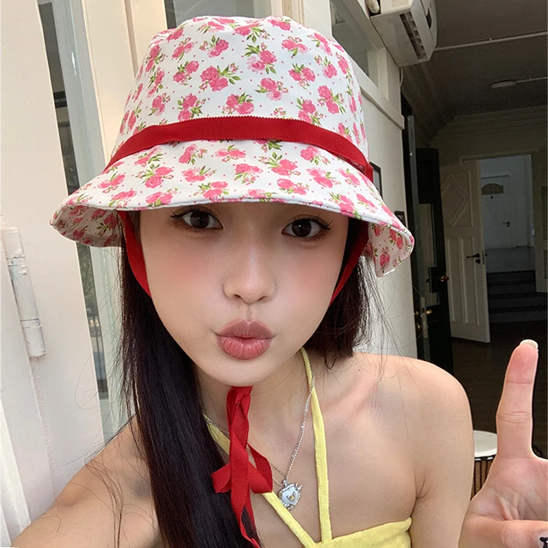 Korean Version of Sweet Floral Strap Bucket Hat Women's Spring and Summer Small Fresh Pastoral Style Sunshade Thin Sun Cap
Korean Version of Sweet Floral Strap Bucket Hat Women's Spring and Summer Small Fresh Pastoral Style Sunshade Thin Sun Cap