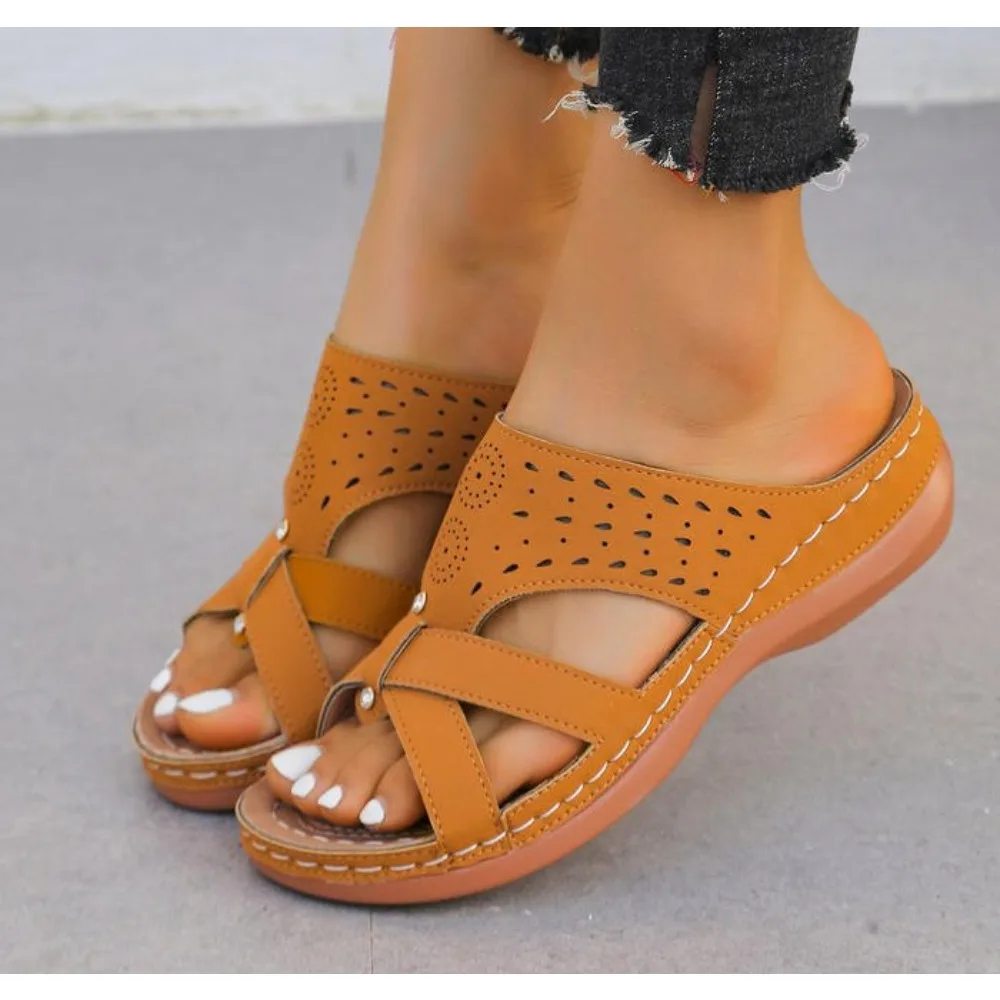 Ladies Shoes on Offer 2026 Summer New Casual Outside Slippers Women Open Toed Soft Slippers Plus Size 43 Platform Wedge Sandals
Ladies Shoes on Offer 2026 Summer New Casual Outside Slippers Women Open Toed Soft Slippers Plus Size 43 Platform Wedge Sandals