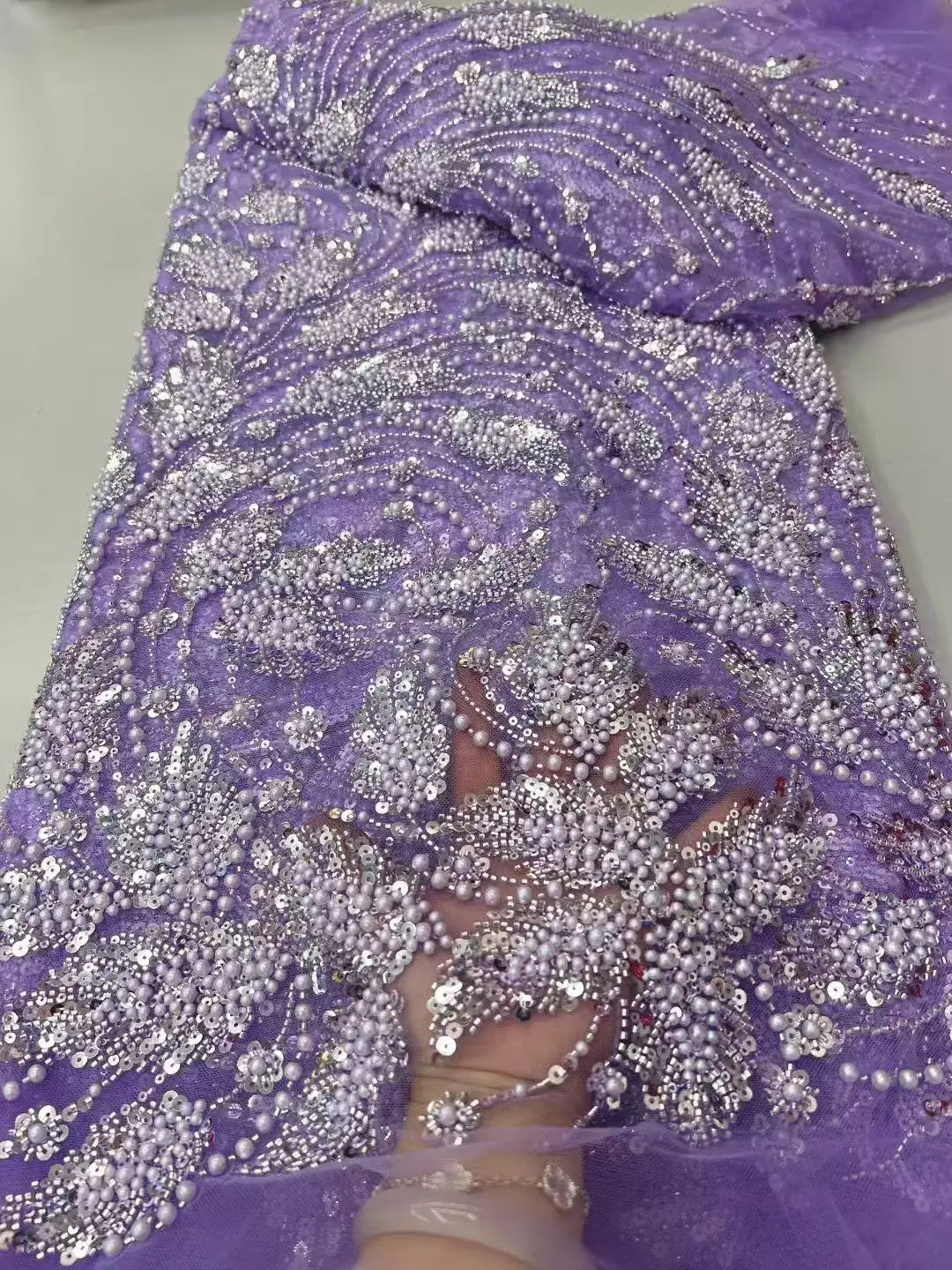 African Handmade Heavy Sequins Tulle Lace Fabric 2025 High Quality French Luxury Beaded Lace Fabric For Bridal Wedding Dress
African Handmade Heavy Sequins Tulle Lace Fabric 2025 High Quality French Luxury Beaded Lace Fabric For Bridal Wedding Dress