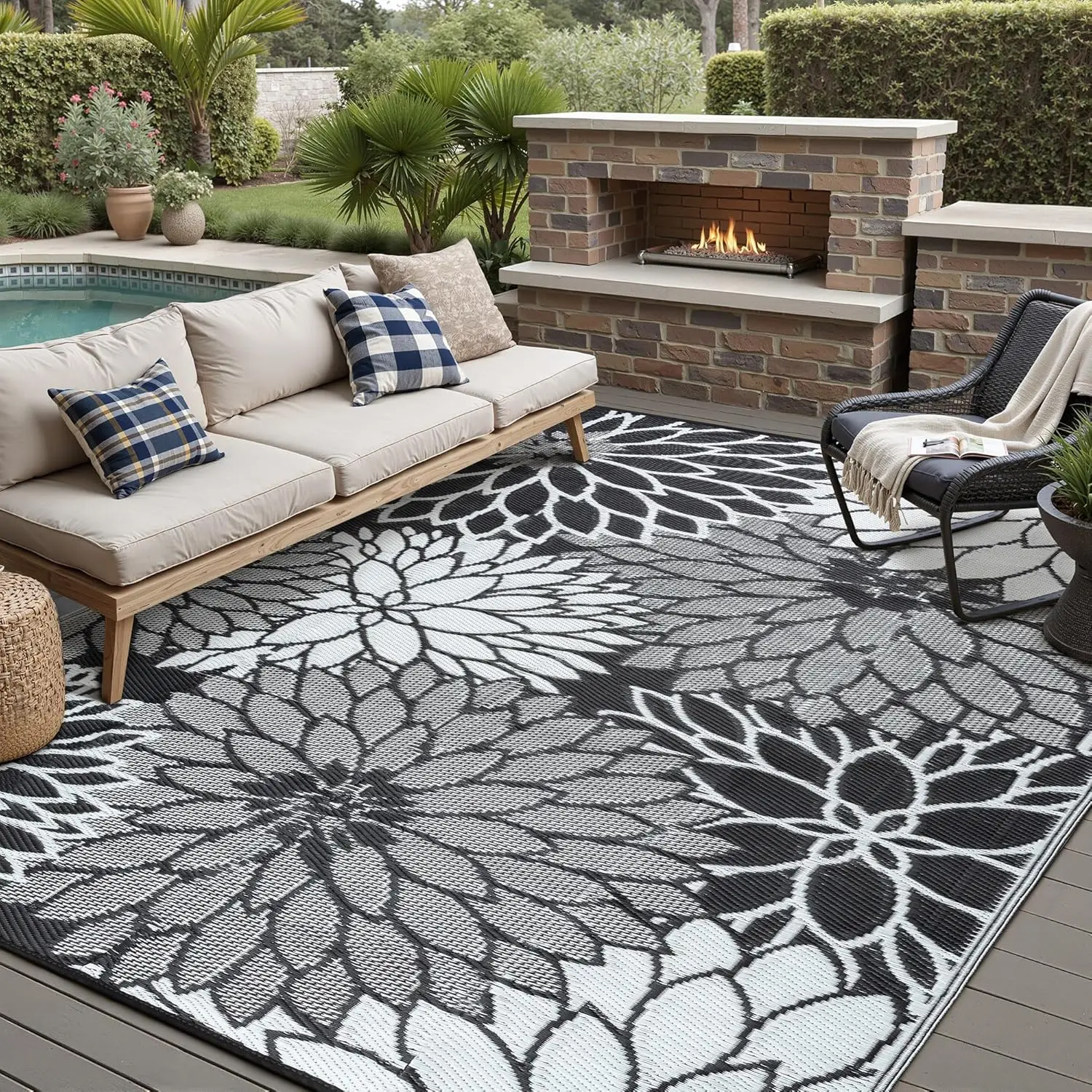 8'x10' Outdoor Rug Waterproof Plastic Straw Rugs Large Black Reversible Floral Mat Floor Carpet for Camping RV Deck Entryance
8'x10' Outdoor Rug Waterproof Plastic Straw Rugs Large Black Reversible Floral Mat Floor Carpet for Camping RV Deck Entryance