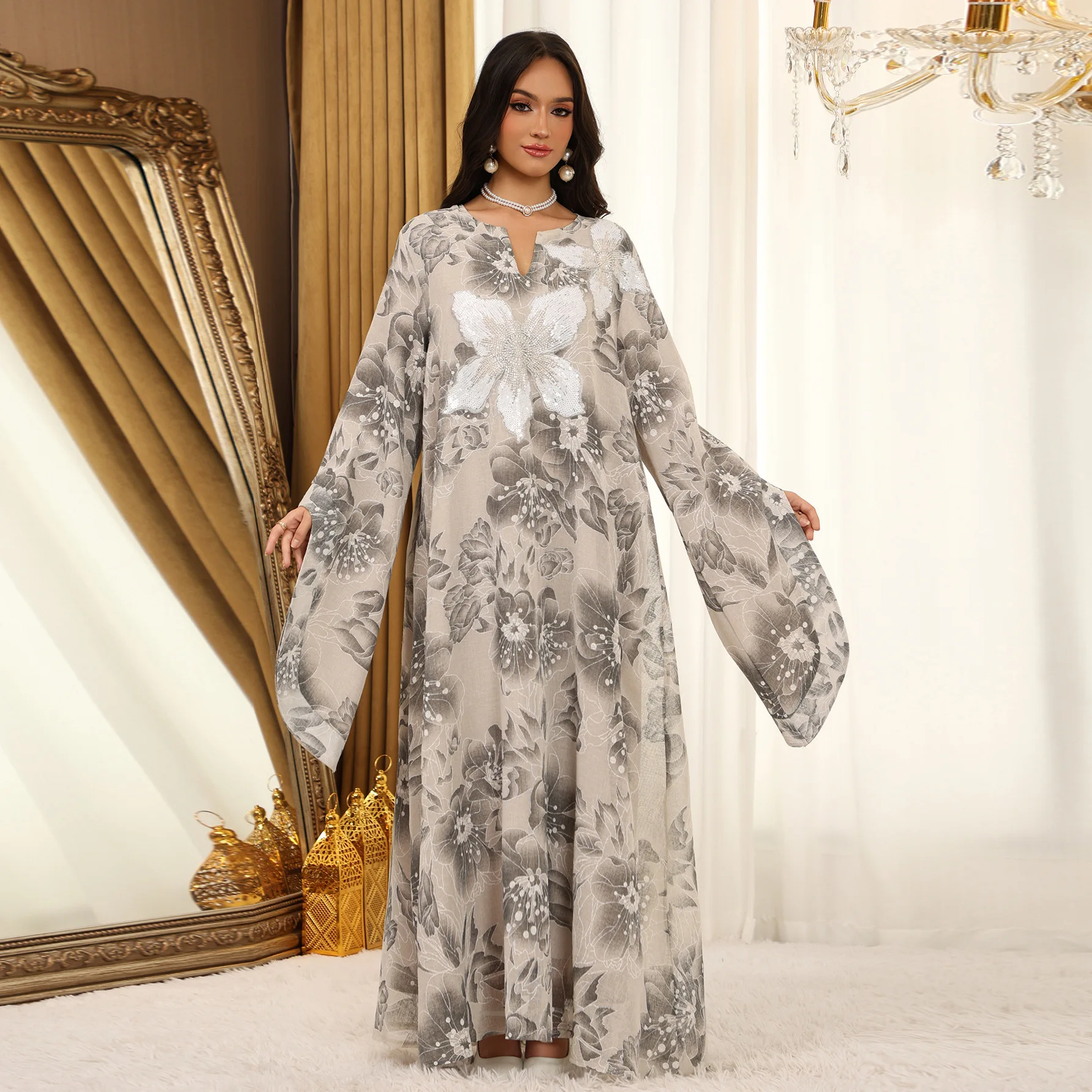 Ab490 Embroidered Lace Appliqué Sequin Embroidery New High-end Fashion Pullover Dress Abaya Ramadan Dubai Luxury Islam Elegant
Ab490 Embroidered Lace Appliqué Sequin Embroidery New High-end Fashion Pullover Dress Abaya Ramadan Dubai Luxury Islam Elegant